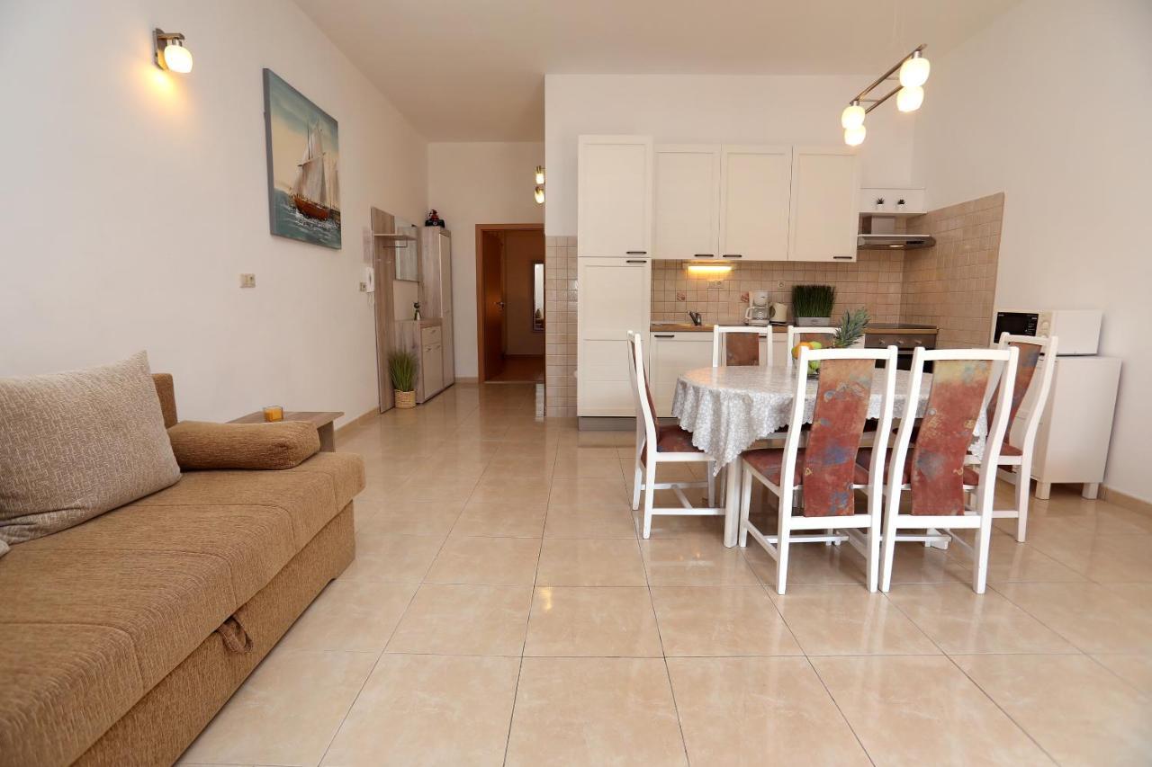 Vila Kuzmanic Trogir Exterior photo