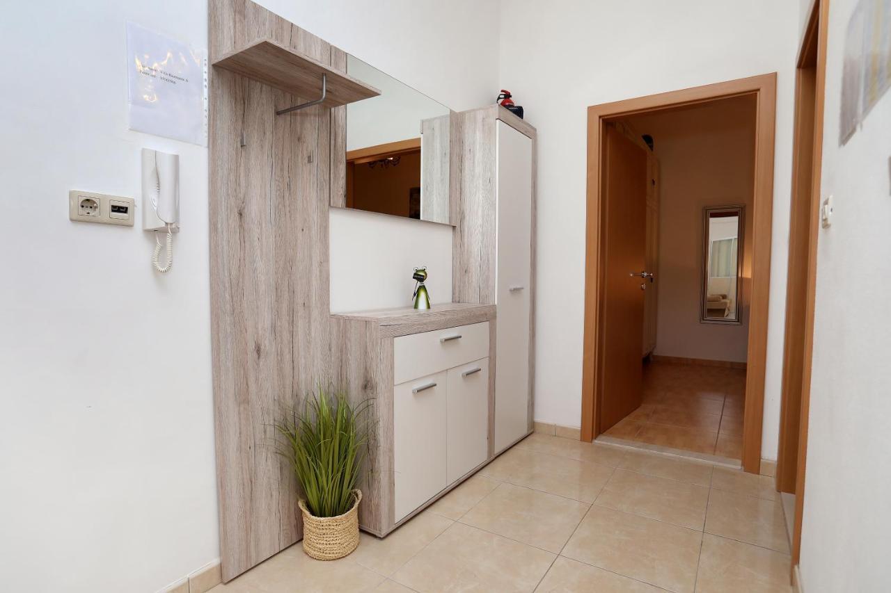 Vila Kuzmanic Trogir Exterior photo