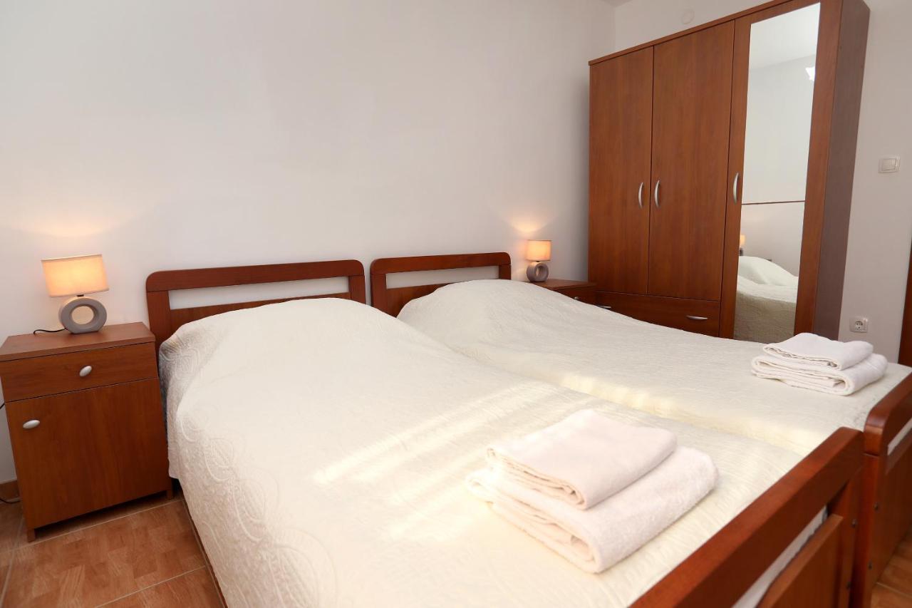 Vila Kuzmanic Trogir Exterior photo