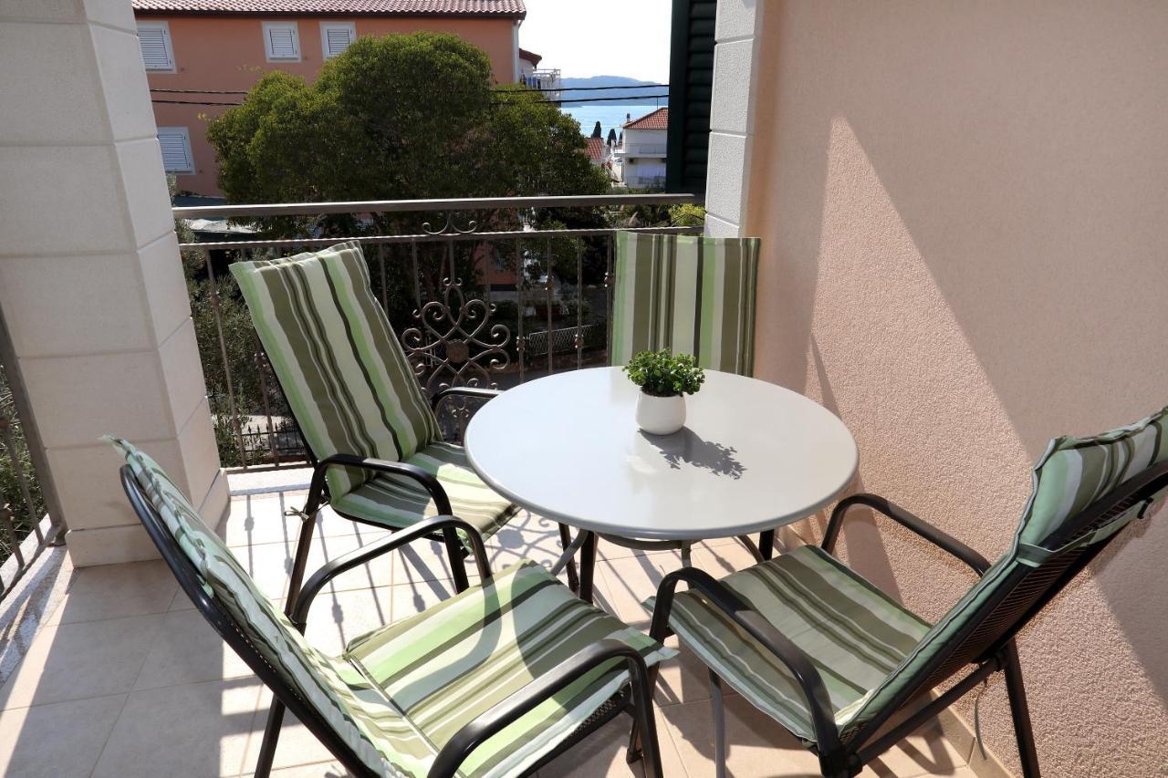 Vila Kuzmanic Trogir Exterior photo
