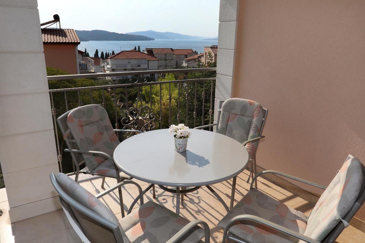 Vila Kuzmanic Trogir Exterior photo